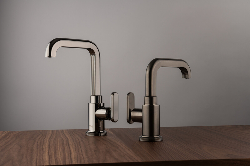 F1321SN Park Lane Смеситель для раковины, поворотный излив, Brushed Nickel