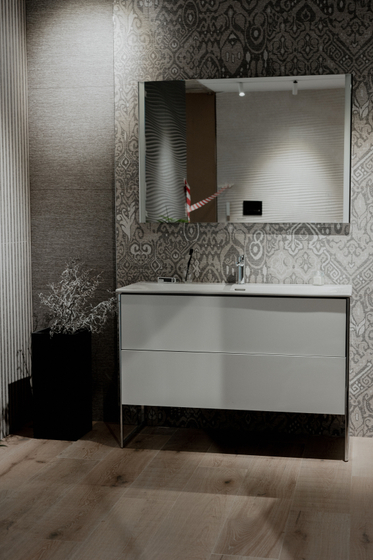 Тумба Duravit XSquare 121x47,8 см white satin matt, с раковиной