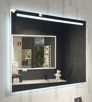 Зеркало Hardy 900*700.113 С подсветкой  (холодной), подогревом и сенсорным выкл. (на касание)