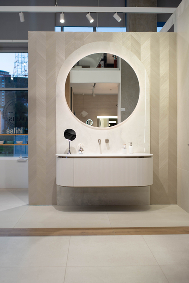 Тумба Oasis Naos 1465х560x462 мм Bianco Ghiaccio matt/Nickel Satinato