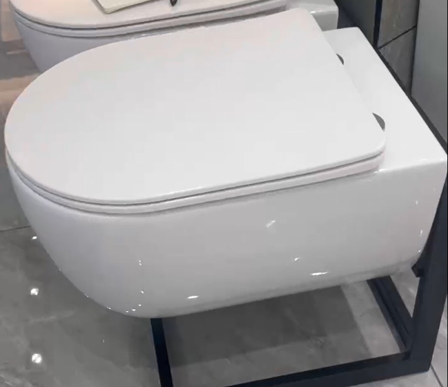 Унитаз SC363W  подвесной (547х355х320), микролифт,белый, смыв торнадо