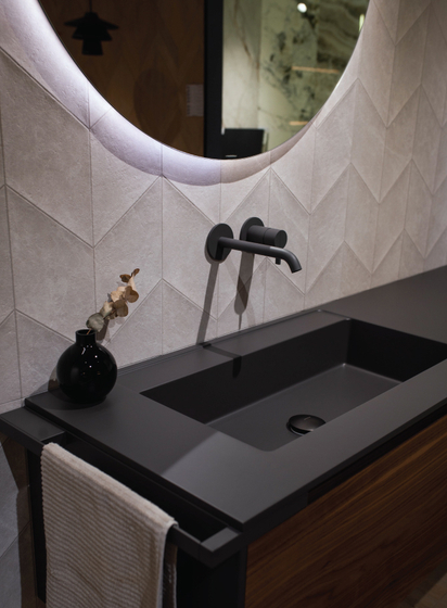 Тумба Antoniolupi Piana 1644 мм, цвет Noce Canaletto, столешница с раковиной Colormood, Basalto