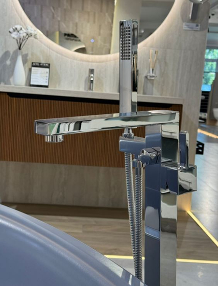 Смеситель EAGO для ванны, напольный, хром, H11460