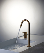 F3271NCOS Spillo Up Смеситель на раковину на 2 отверстия с вращающимся изливом, Brushed gold