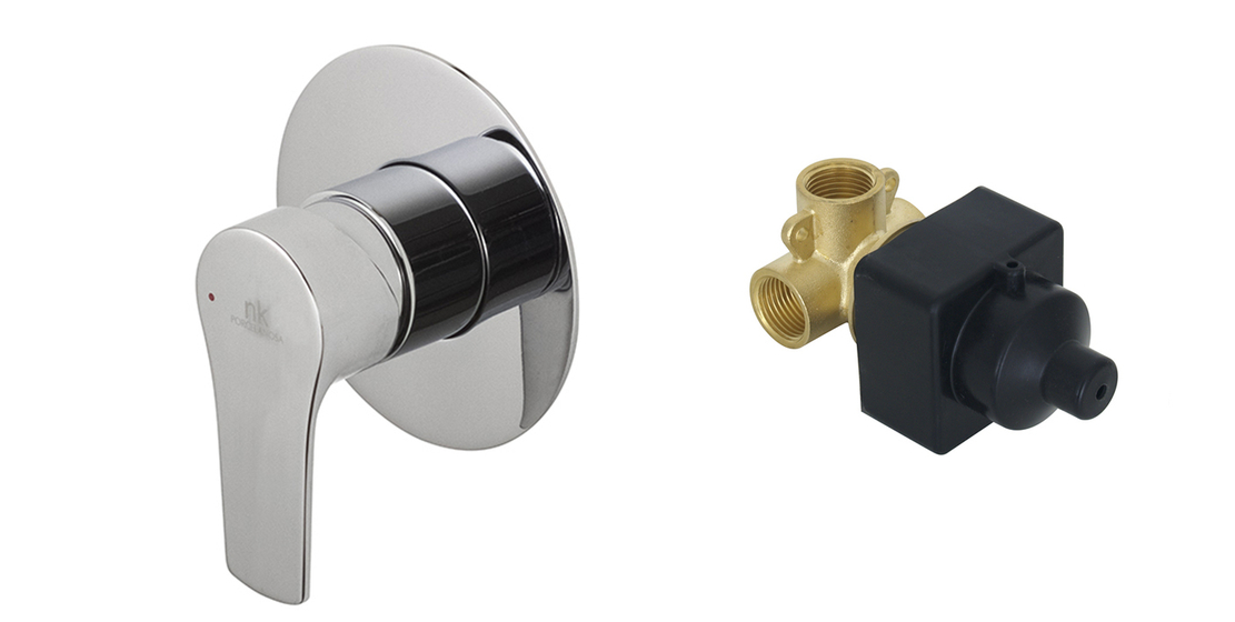 100258812 Noken Curve Наружняя часть встроенного смесителя для душа, хром + Project Line 100107937