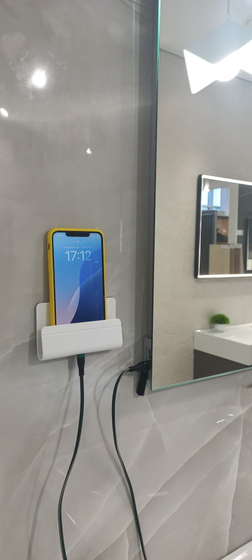 Зеркало Burgbad  SIIX 600  600*700 с подсветкой, подогревом, 2 USB