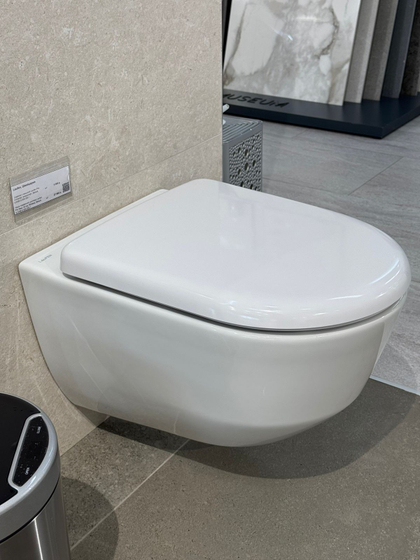 Сиденье с крышкой Laufen Pro Universal, микролифт, белый, 8.9395.9.000.000.1 (СТОП ЦЕНА)